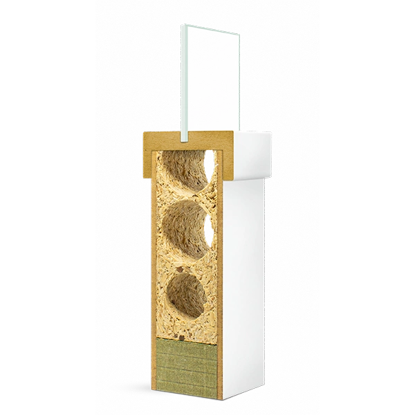 Dørkonstruksjon er laget av kombinerte profiler: horisontale profiler er laget av presset trespon og tre, vertikale profiler er laget av fingerskjøtetede trebjelker